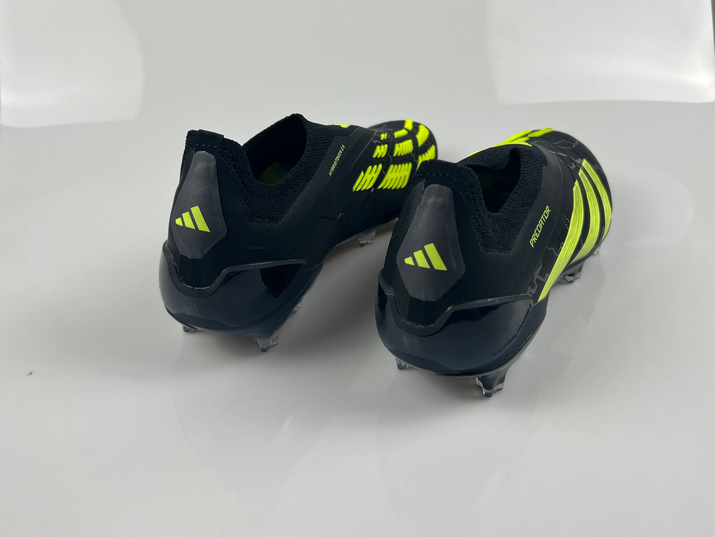 PREDATOR ACCURACY+ FG BOOTS-Black Yellow