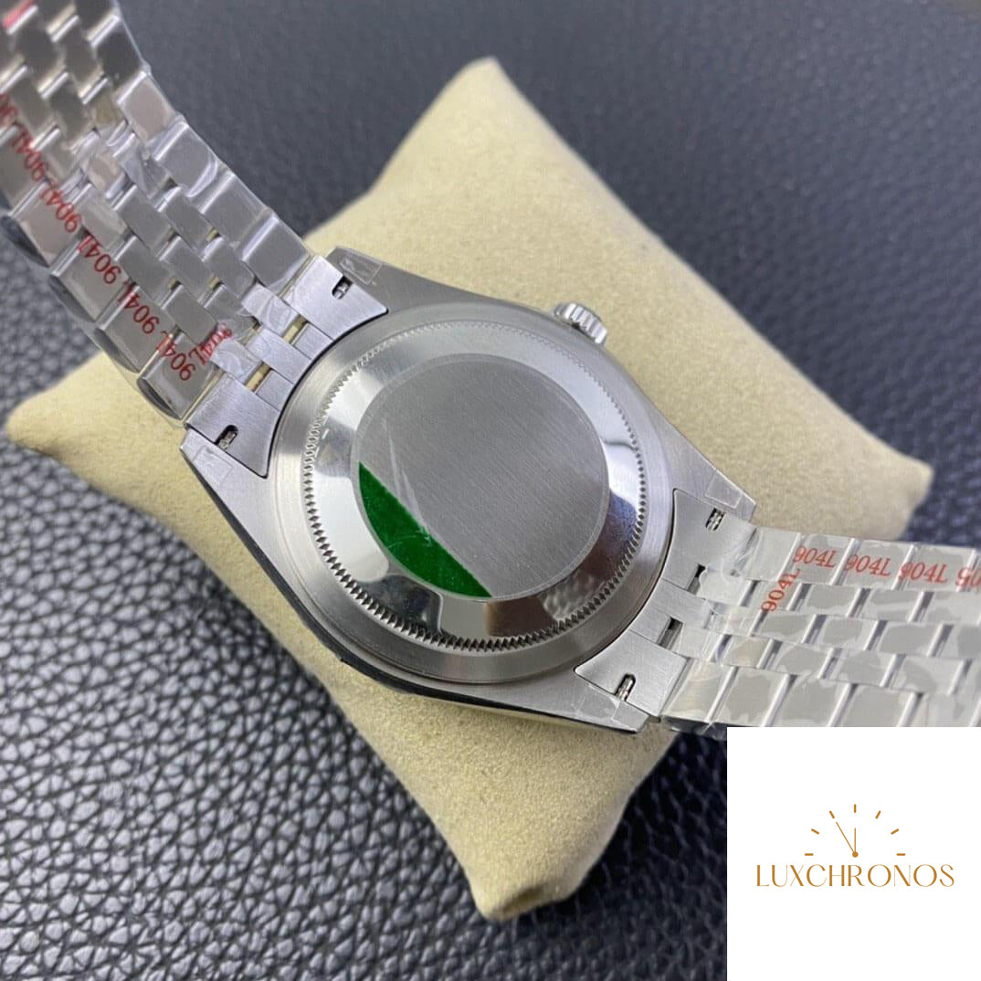 Replica Rolex Sky Dweller M326934-0002 1:1 Best Edition Noob Factory V2 White Dial