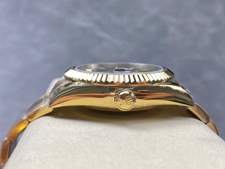Rolex Sky-dweller