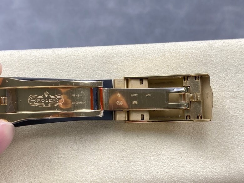 Rolex Sky-dweller