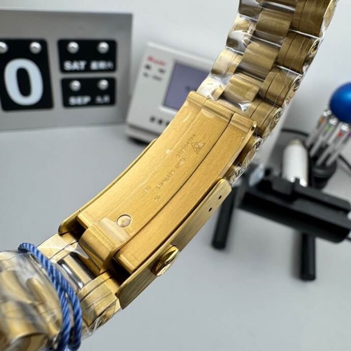 Omega Speedmaster