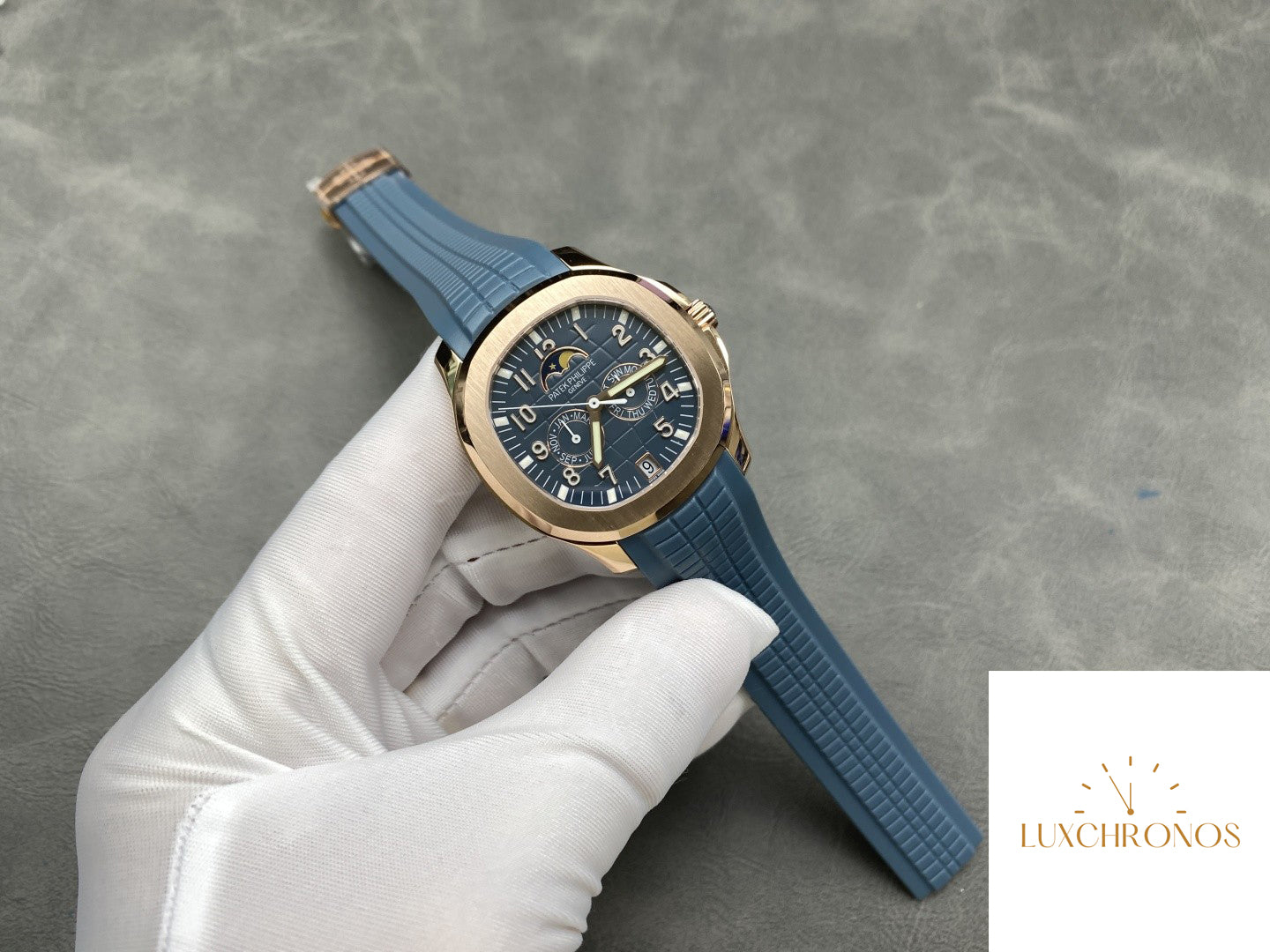 Patek Philippe Aquanaut series launches its first convenient and practical complex function wristwatch 5261R-39.9MM