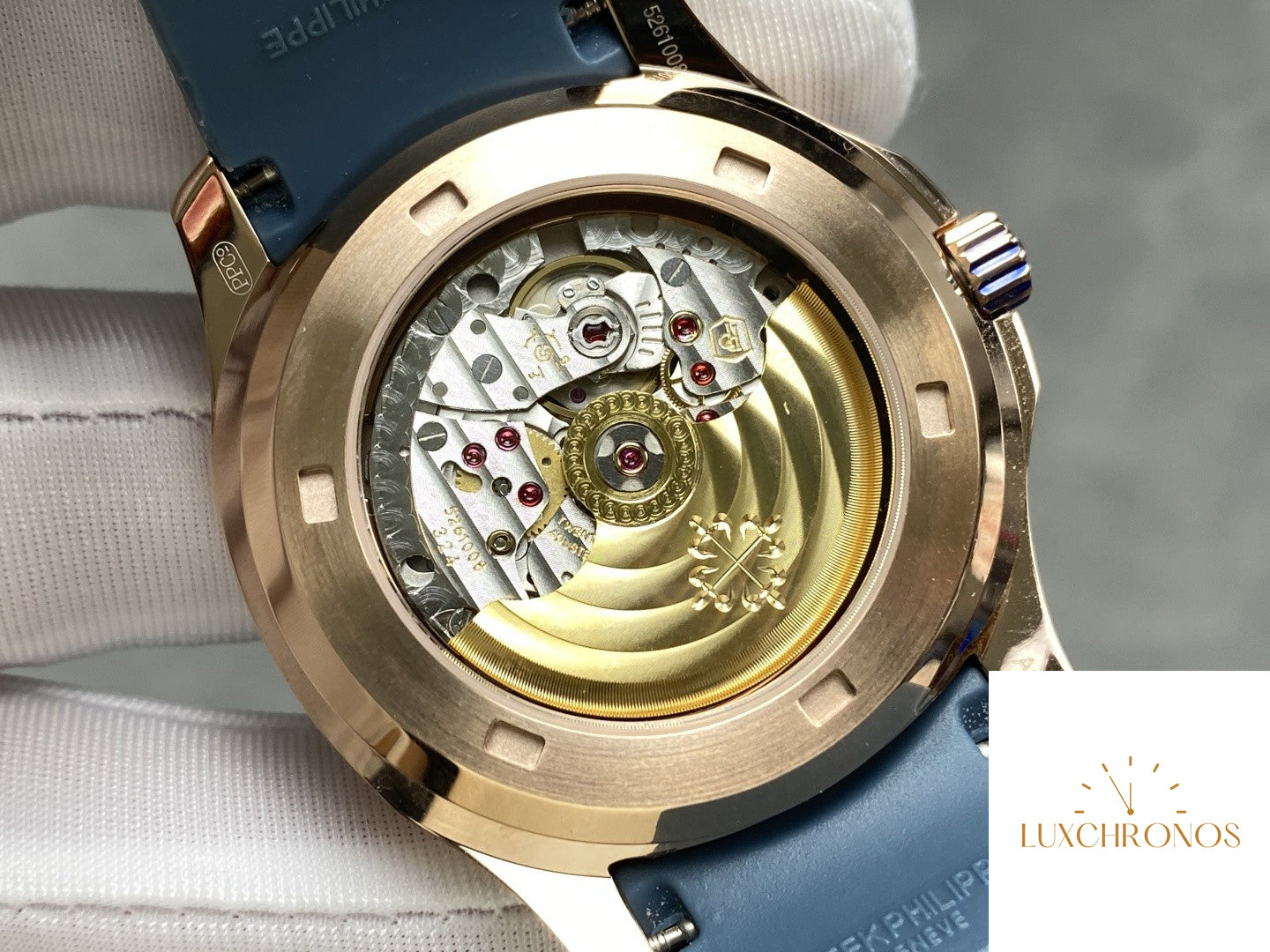 Patek Philippe Aquanaut series launches its first convenient and practical complex function wristwatch 5261R-39.9MM