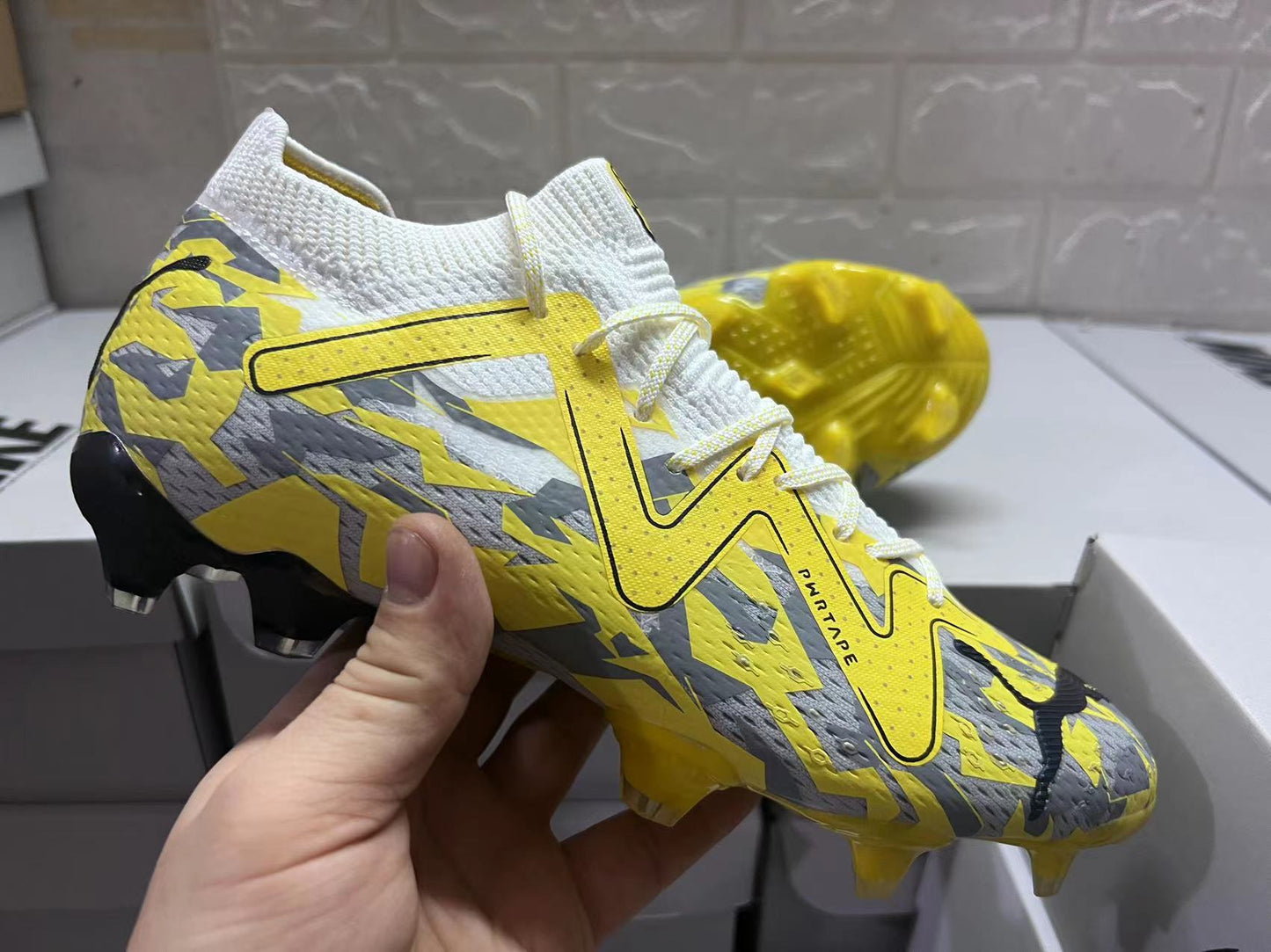Future Ultimate FG-Yellow