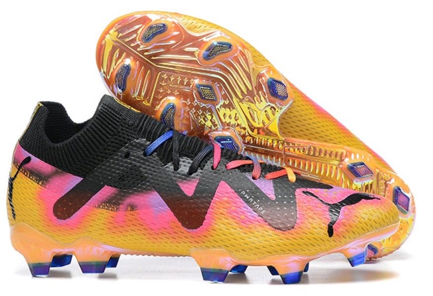 Limited time offer: Football boots on sale