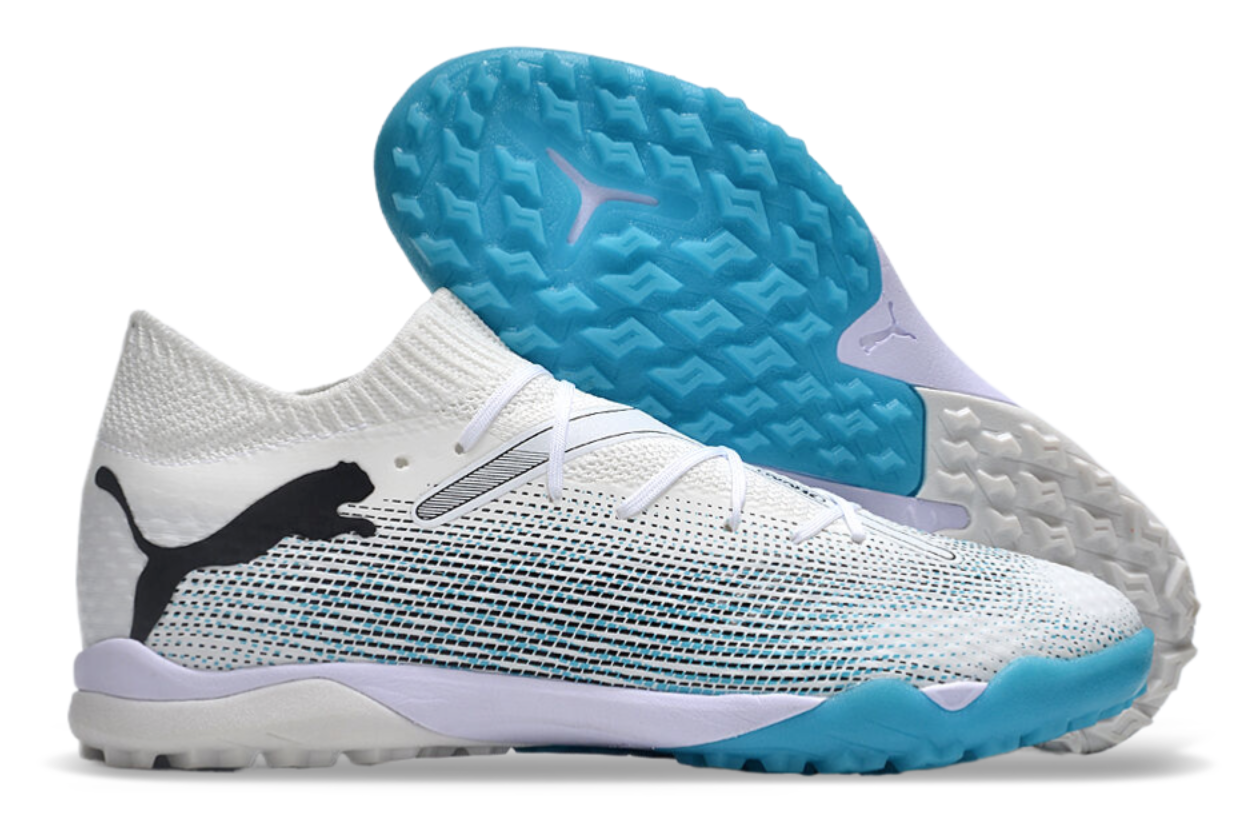 Limited time offer: Football boots on sale