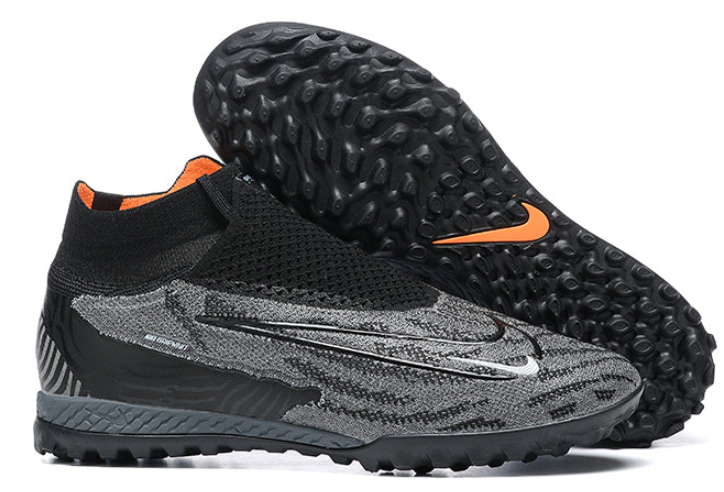Limited time offer: Football boots on sale