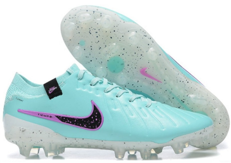 Limited time offer: Football boots on sale