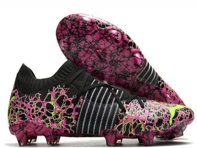 Limited time offer: Football boots on sale