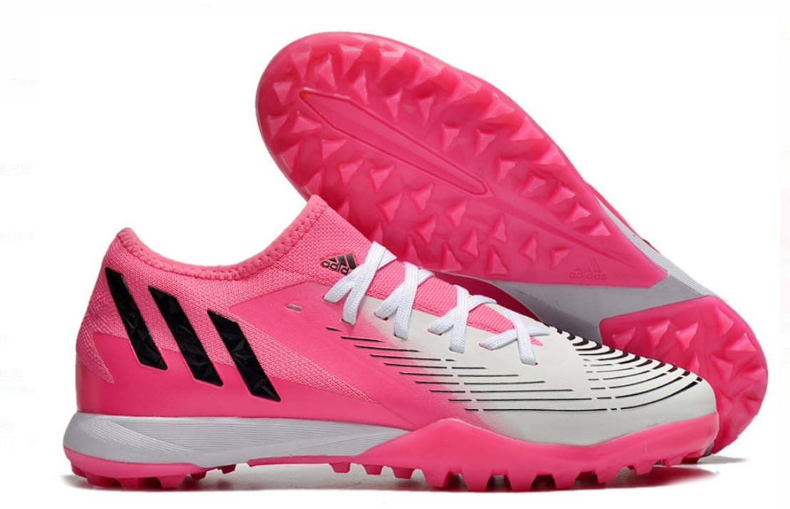 Limited time offer: Football boots on sale