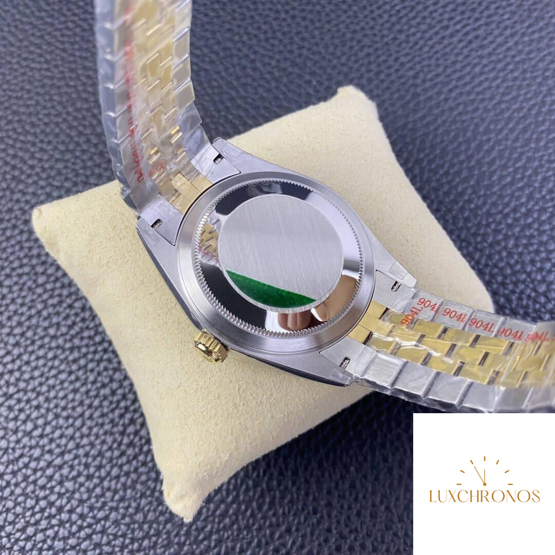 Replica Rolex Sky Dweller M336933-0006 1:1 Best Edition Noob Factory V2 White Dial