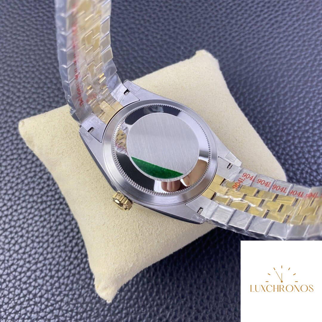 Replica Rolex Sky Dweller M336933-0002 1:1 Best Edition Noob Factory V2 Champagne Dial