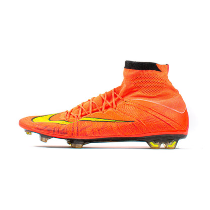 NIKE MERCURIAL VAPOR SUPERFLY IV WORLD CUP FG