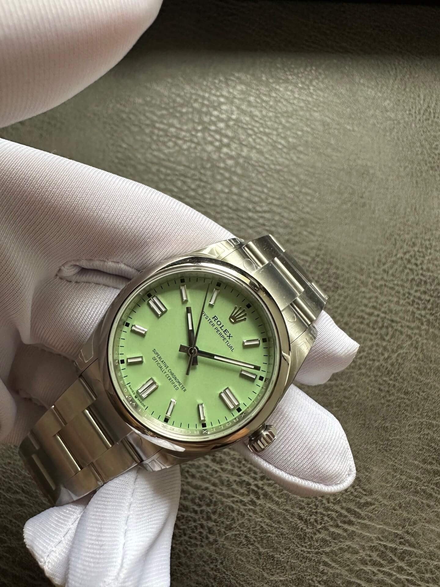 Rolex  Oyster Perpetual