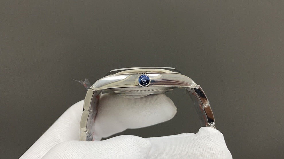 Rolex  Oyster Perpetual