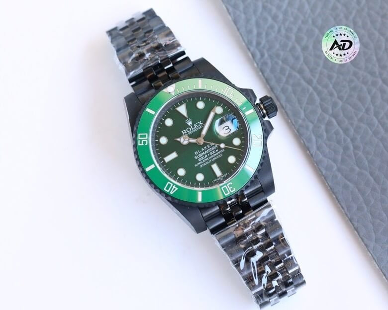Rolex  Submariner