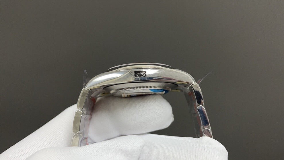 Rolex  Oyster Perpetual