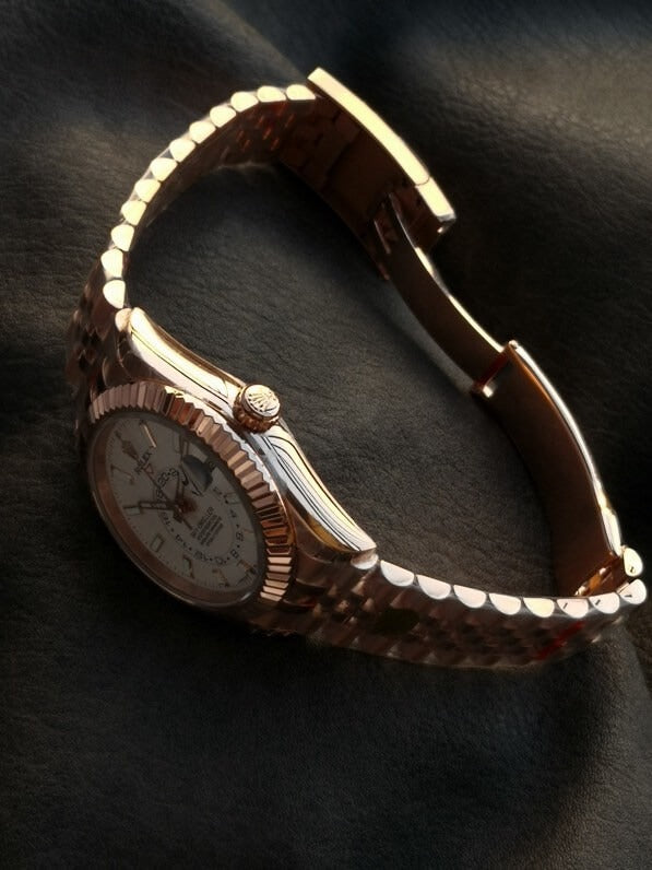 Rolex  Sky-dweller