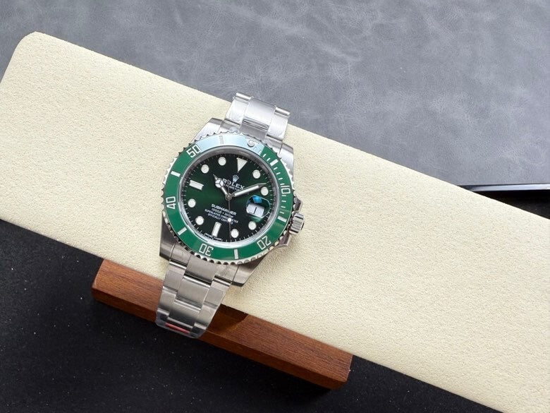 Rolex  Submariner