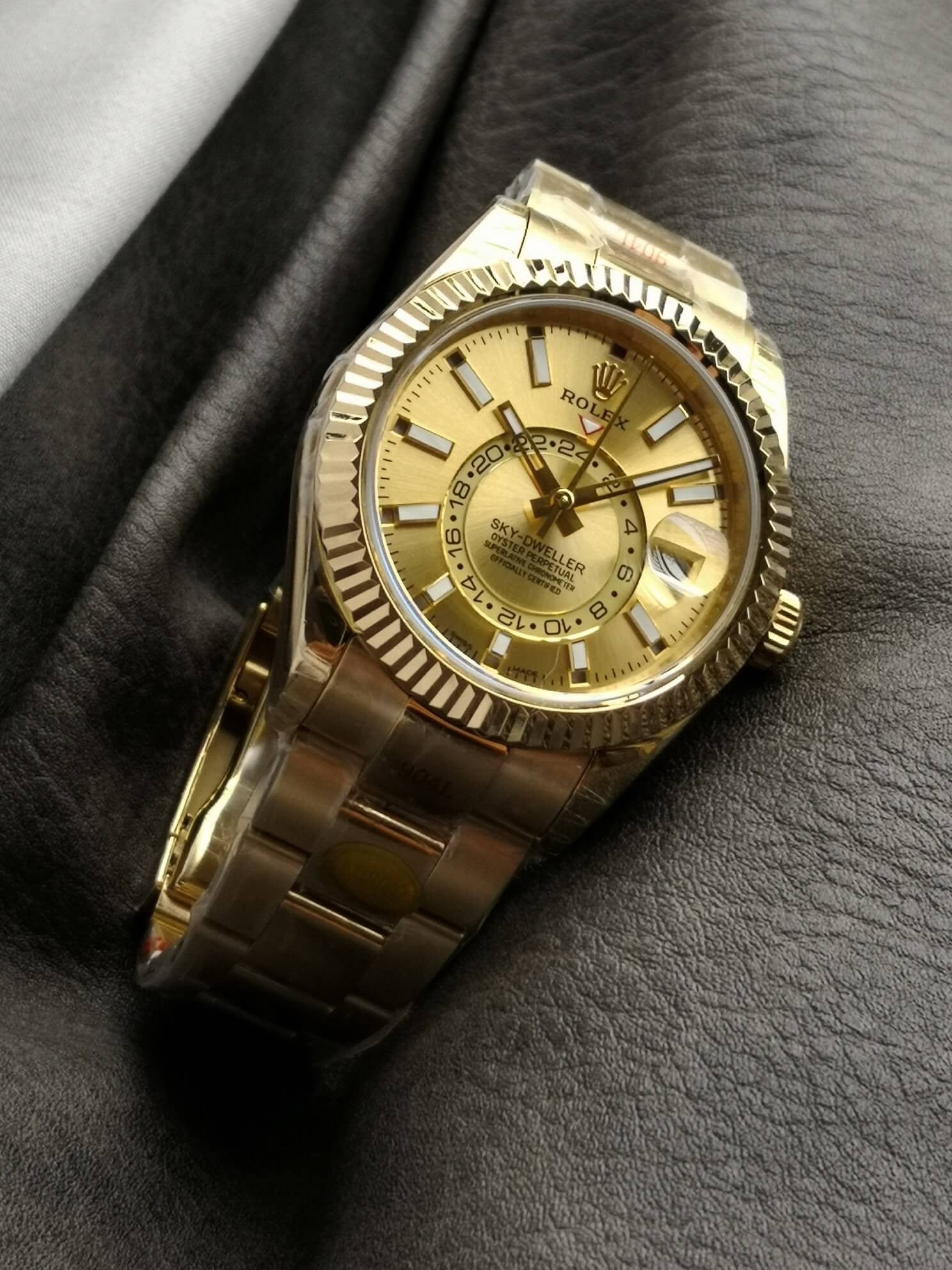 Rolex  Sky-dweller