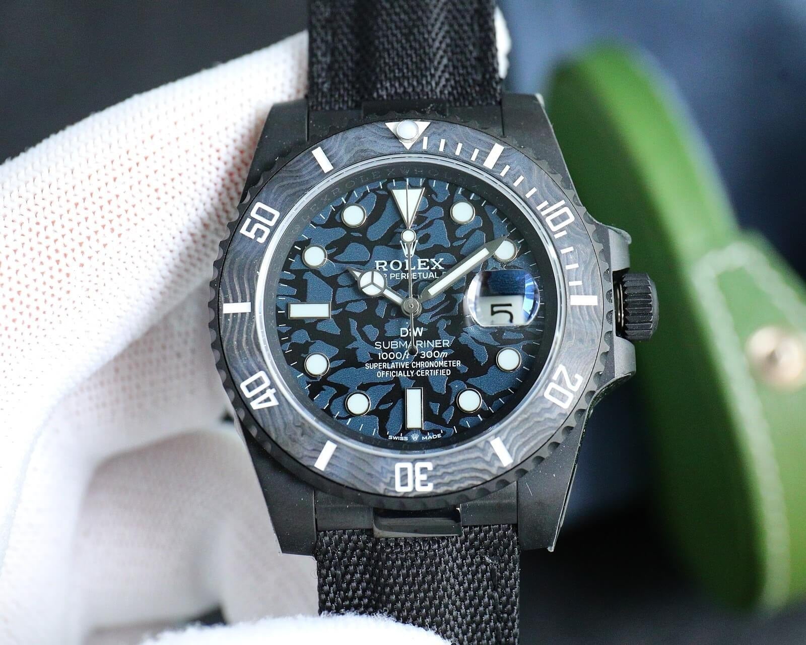 Rolex  Submariner
