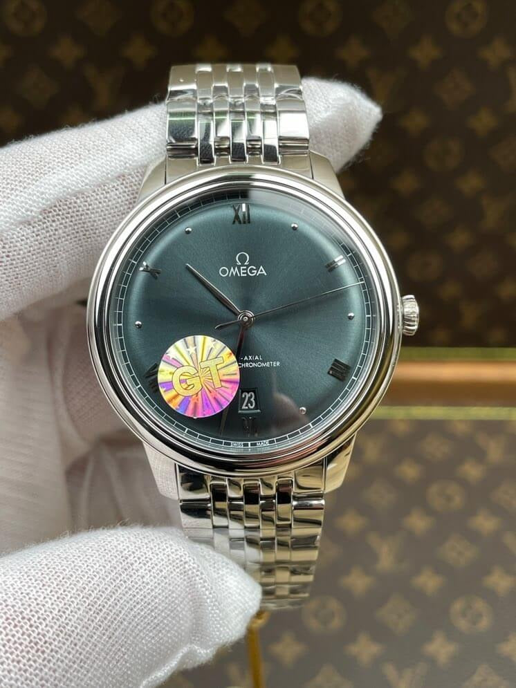 Omega De Ville
