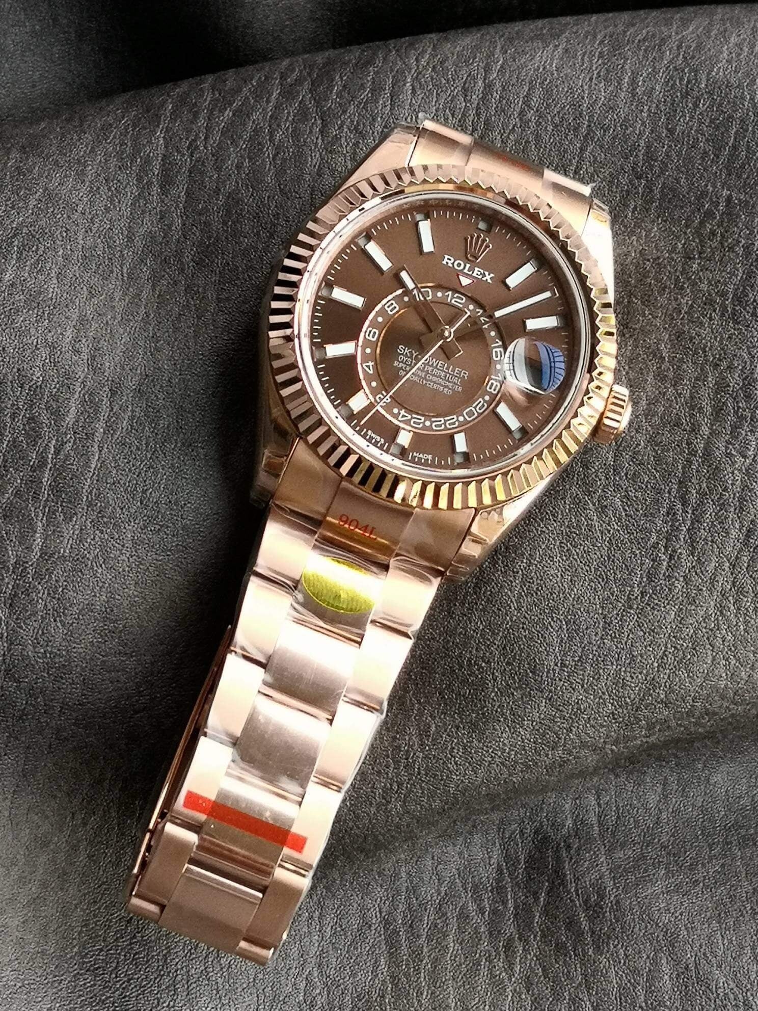 Rolex  Sky-dweller
