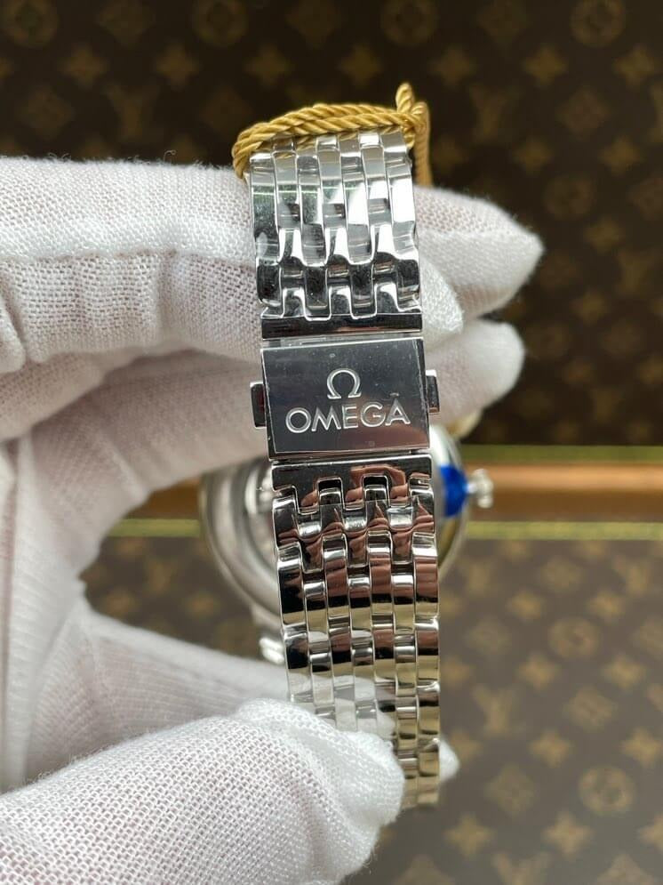 Omega De Ville