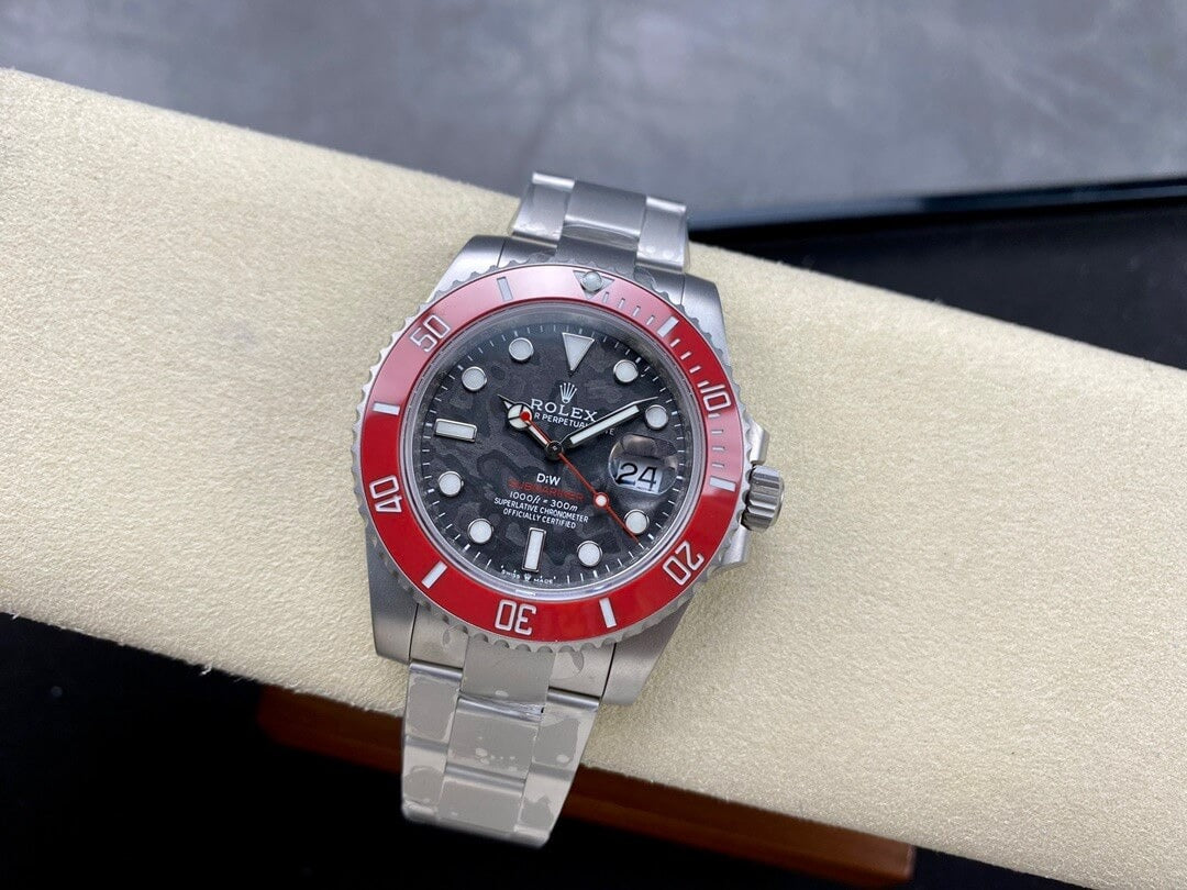 Rolex  Submariner