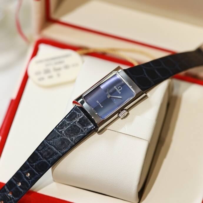 Omega De Ville