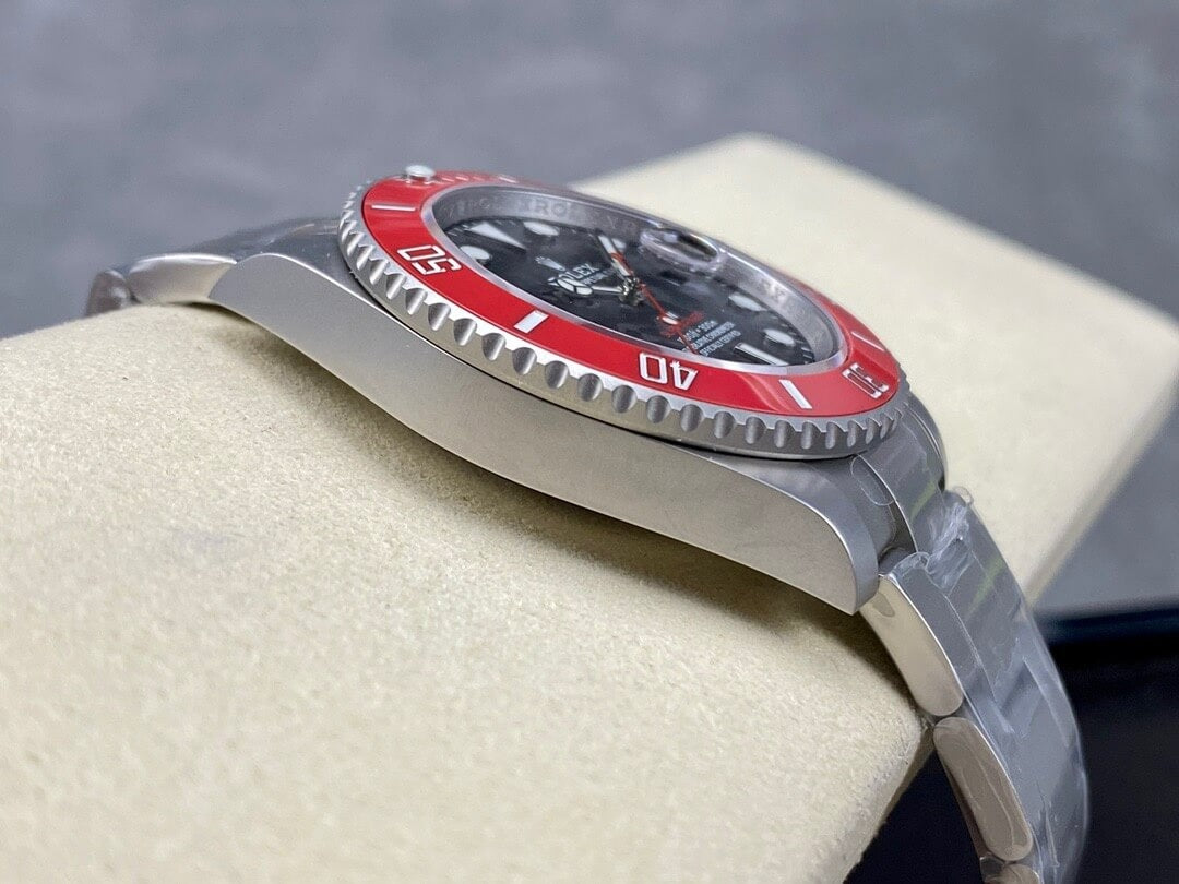 Rolex  Submariner
