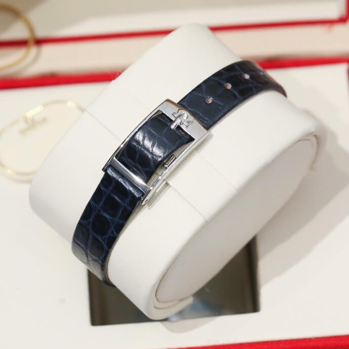 Omega De Ville