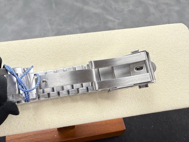 Omega Speedmaster