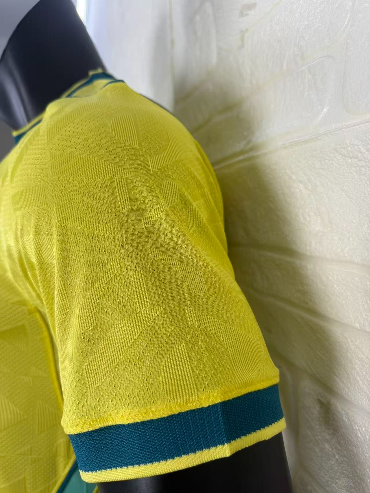 Brazil Home Player Jersey - Short Sleeve