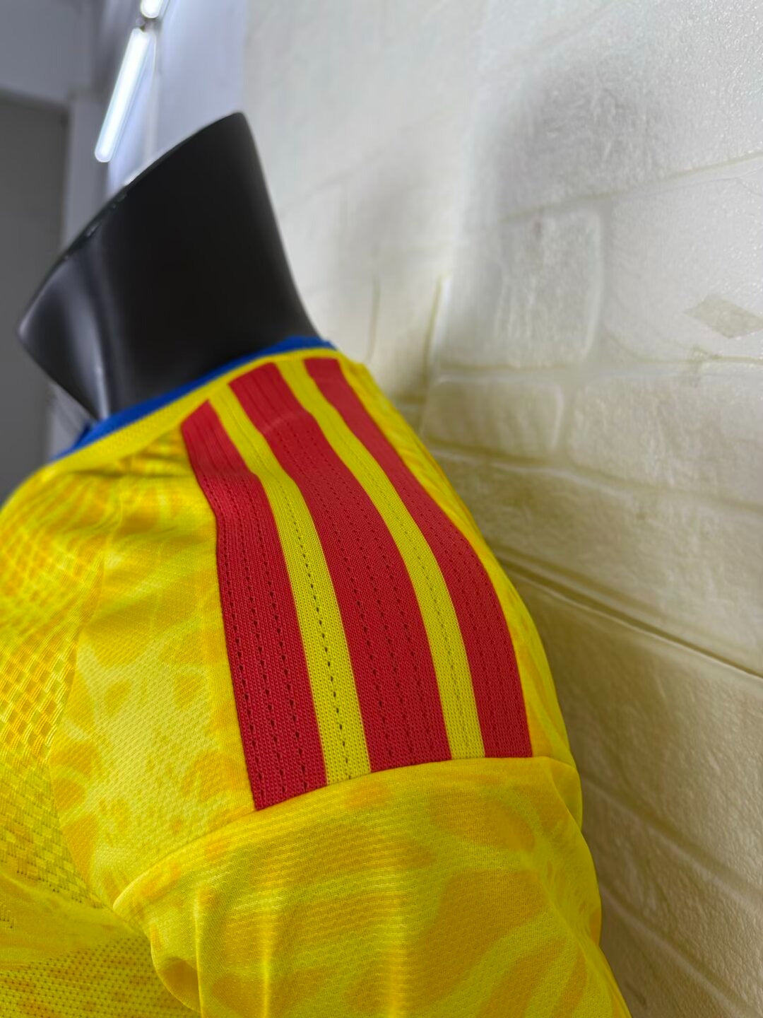 Colombia Home Player Jersey - Long Sleeve