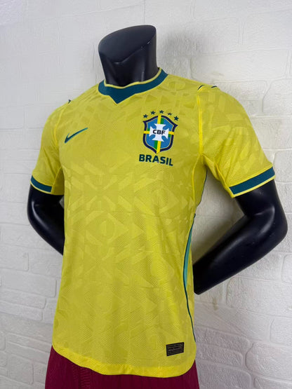 Brazil Home Player Jersey - Short Sleeve