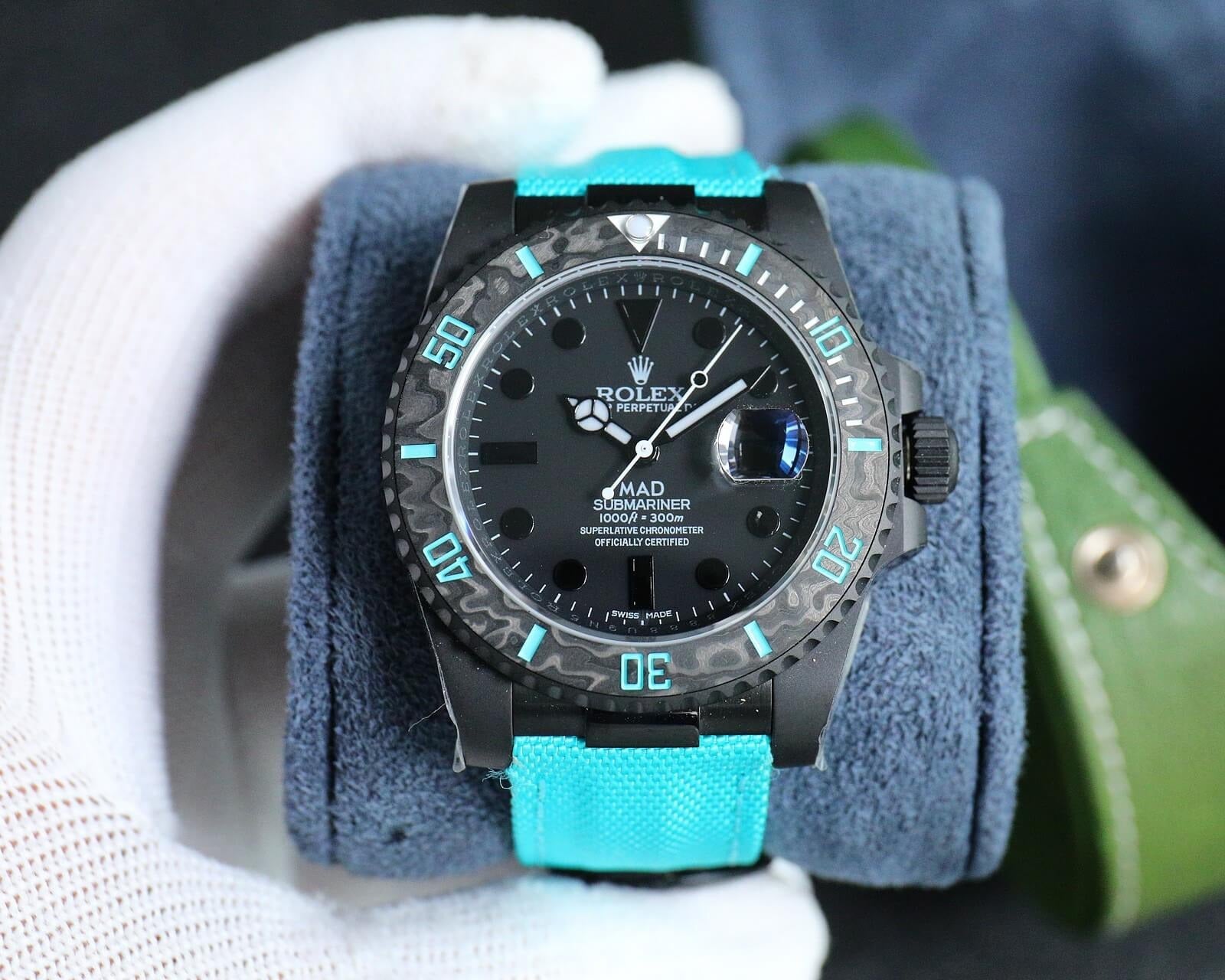 Rolex  Submariner