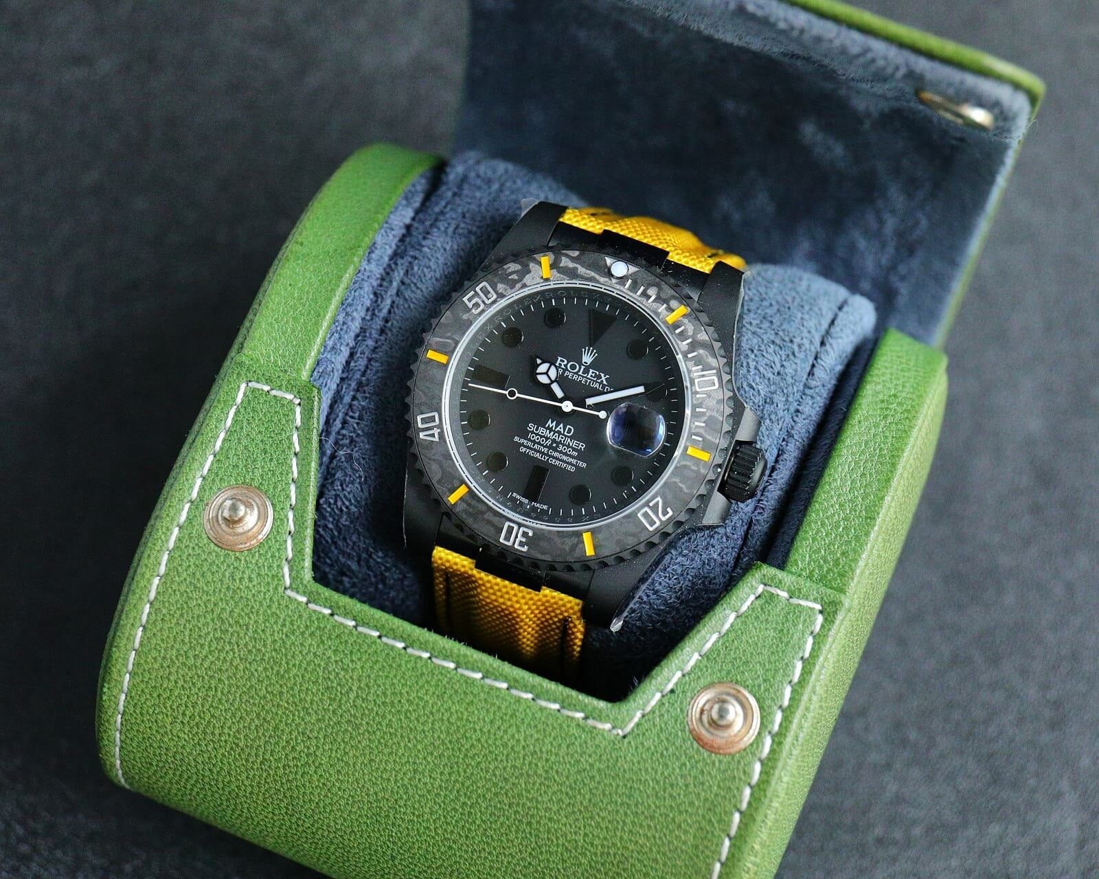 Rolex  Submariner