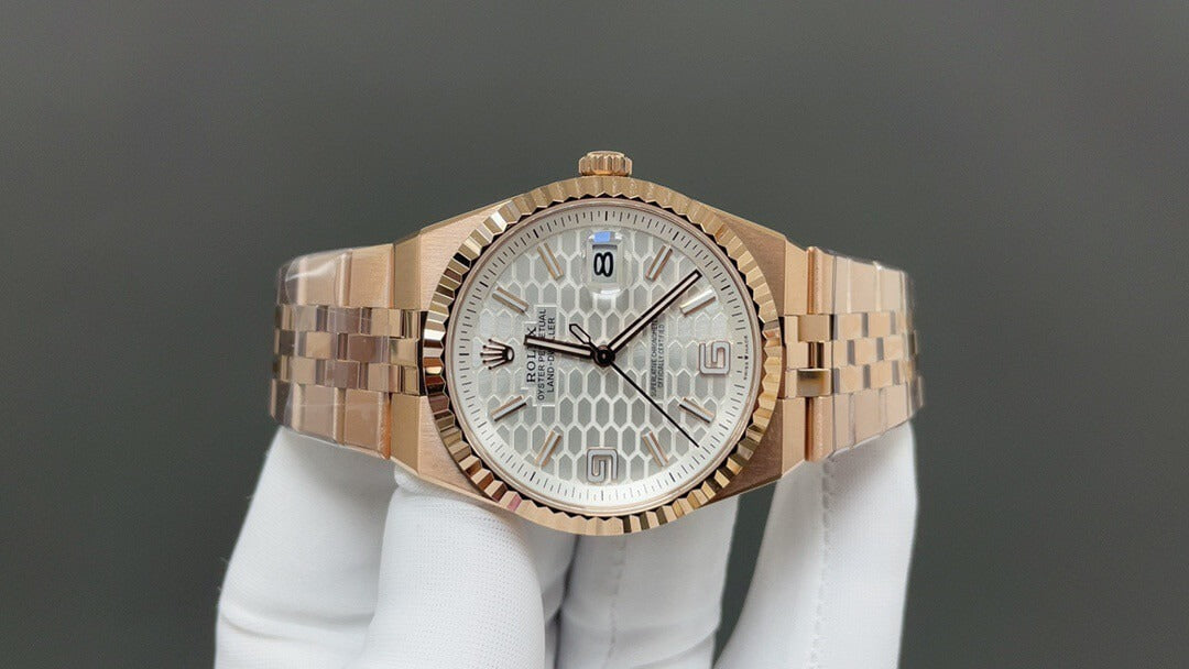 Rolex Land-Dweller