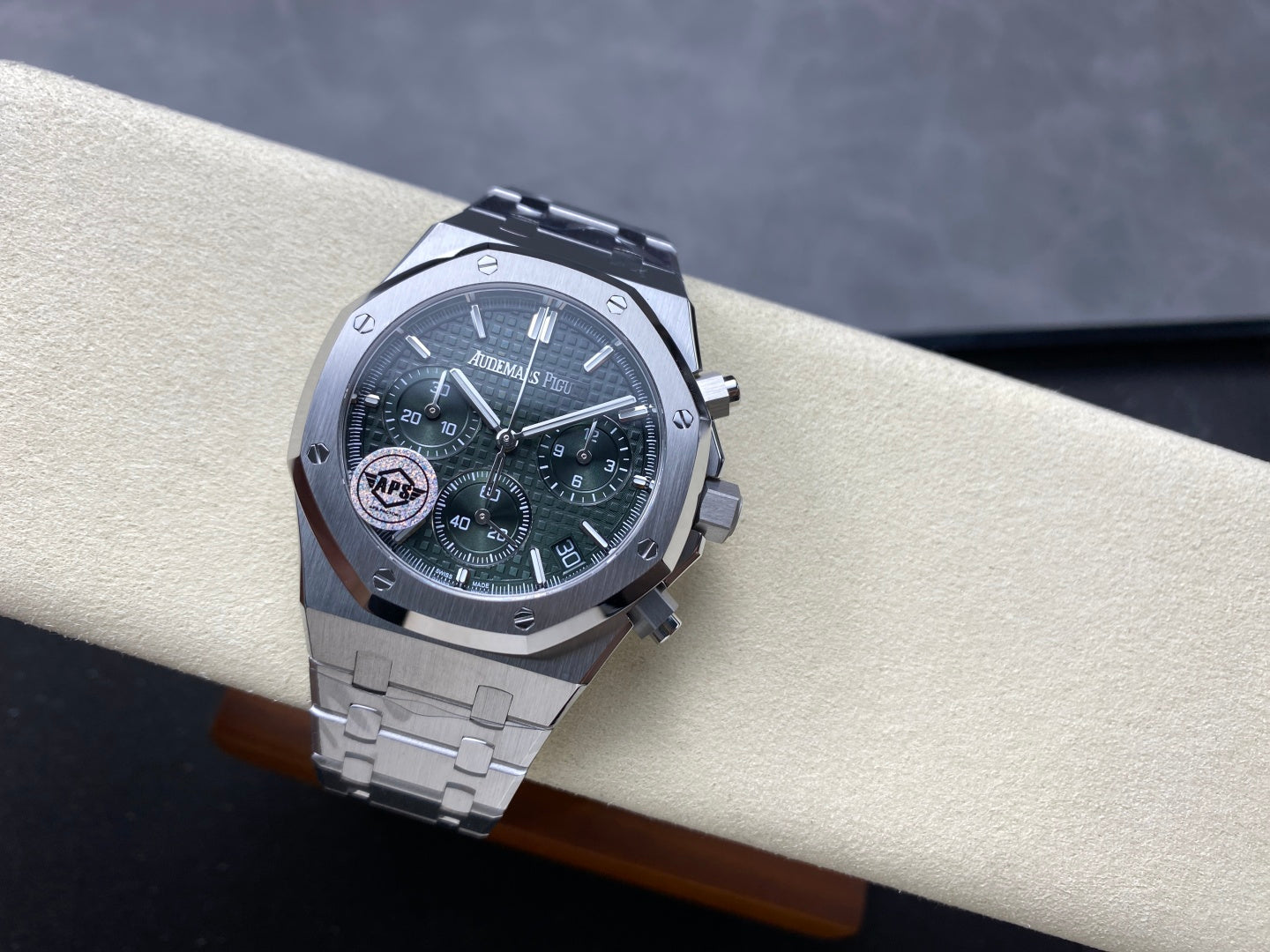 APS factory Audemars Piguet 26240 4401 integrated timing movement 41mm